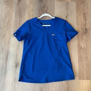 Figs Catarina top size small Royal Blue